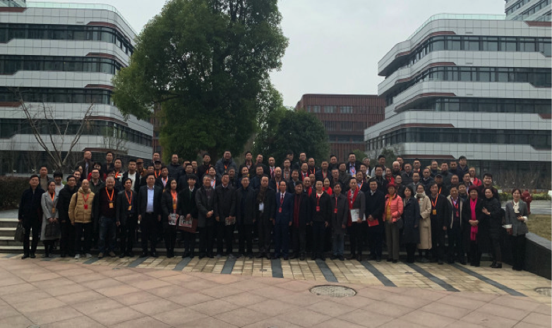 公司當選新一屆上海應(yīng)急消防工程設(shè)備行業(yè)協(xié)會副會長單位(圖2)